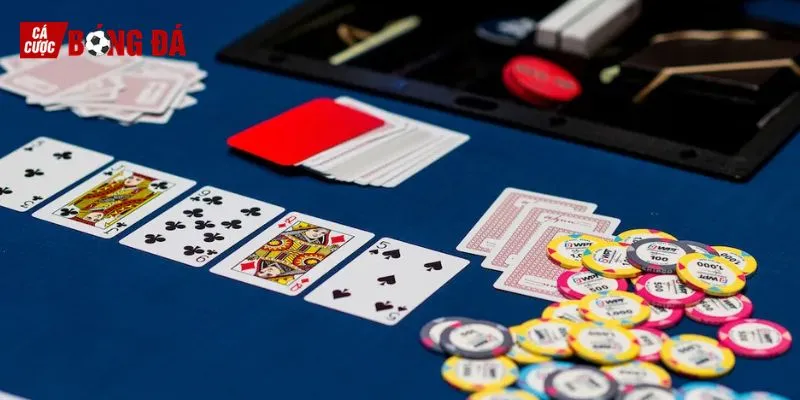 Quy trình diễn ra vòng đấu poker trong bàn cược